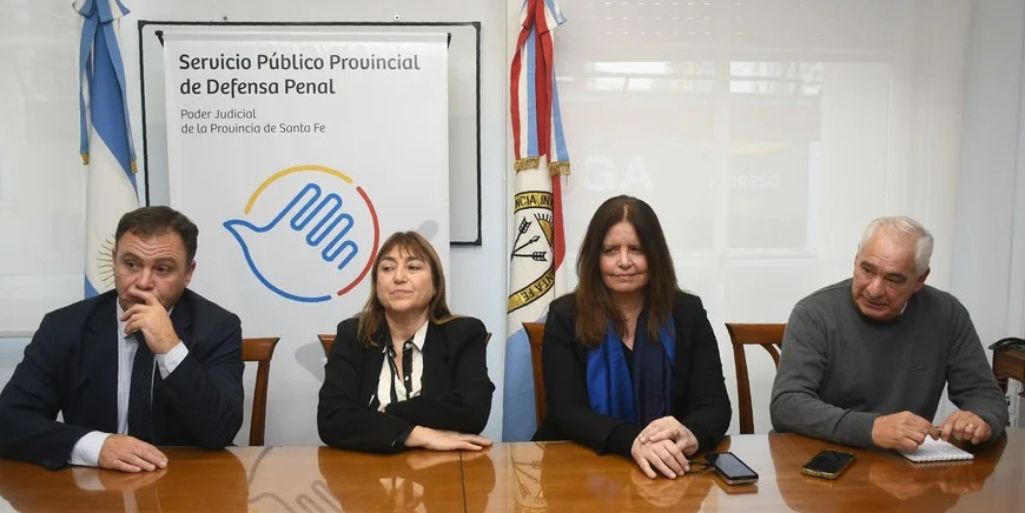 RECLAMO POR LA AUTONOMÍA, AUTARQUÍA E INDEPENDENCIA DE LA DEFENSA PÚBLICA EN LA REFORMA CONSTITUCIONAL DE SANTA FE